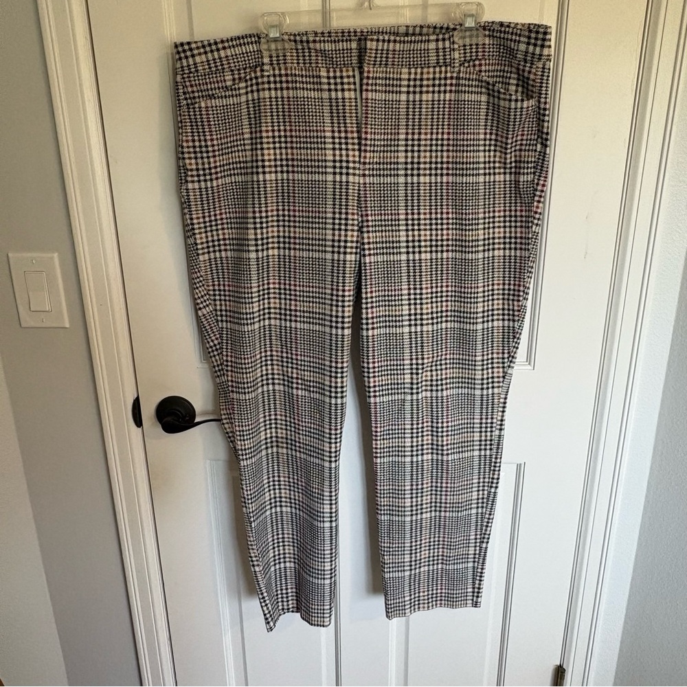 Old Navy Pixie High Rise Secret Slim pockets plaid dressy casual pants skinny